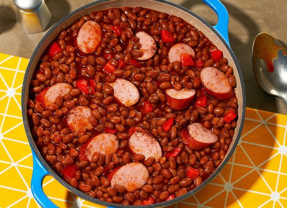 BAKED BEANS WITH SAUSAGE AND PEPPERS