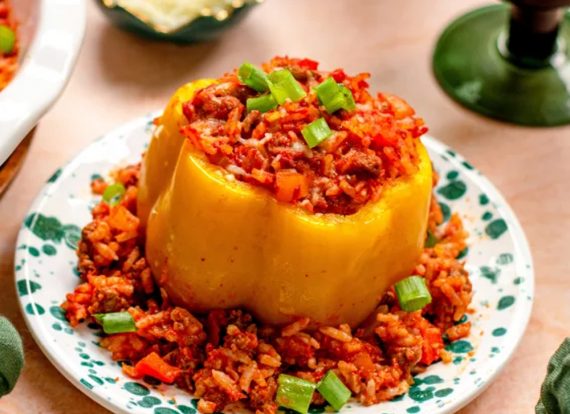 GROUND BEEF STUFFED GREEN BELL PEPPERS WITH CHEESE
